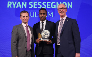 Ryan Sessegnon Receives LFE Championship Apprentice of the Year Prize