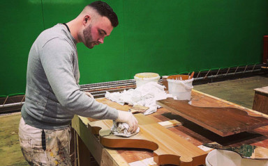 Ex-Hatter Gooch Enjoying New Career Painting Movie Sets