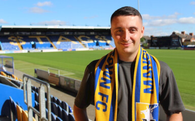 Hartigan Signs For The Stags